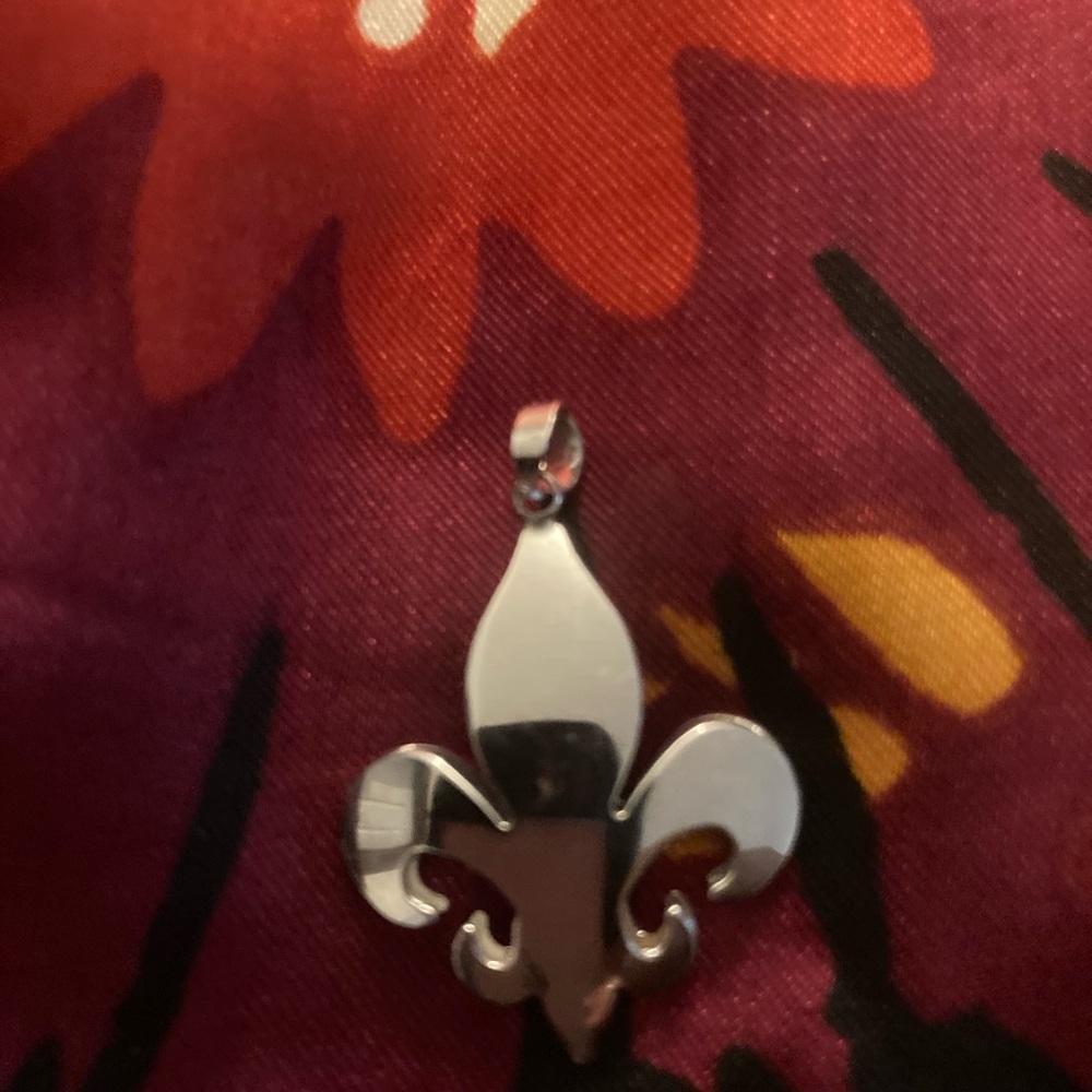 Sterling silver pendant